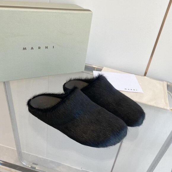 Marni Women's Black Slides - Picture 1 of 4